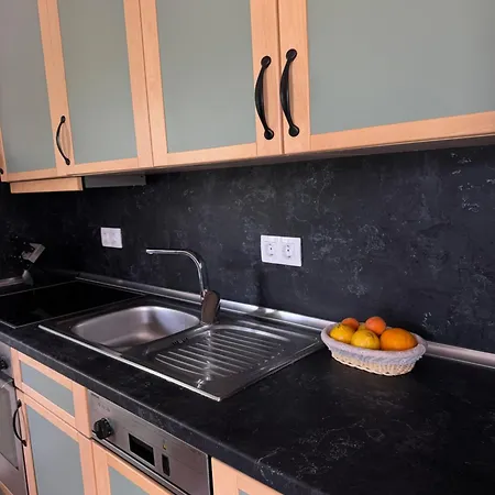 Sasina Kuca Vikendica *